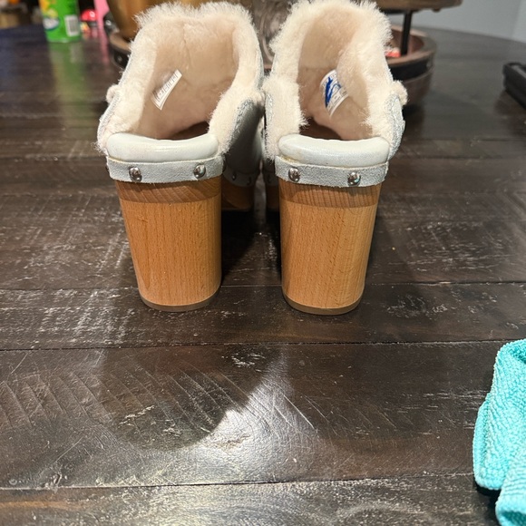 UGG Aubriana Mule Clogs Sky Gray - Picture 4 of 9
